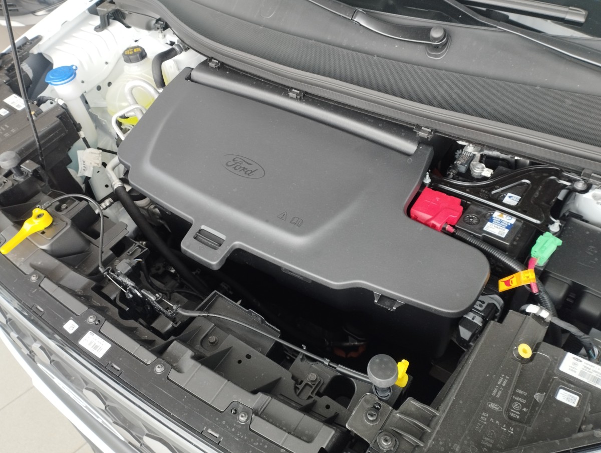 Transit Courier Van Trend Electric